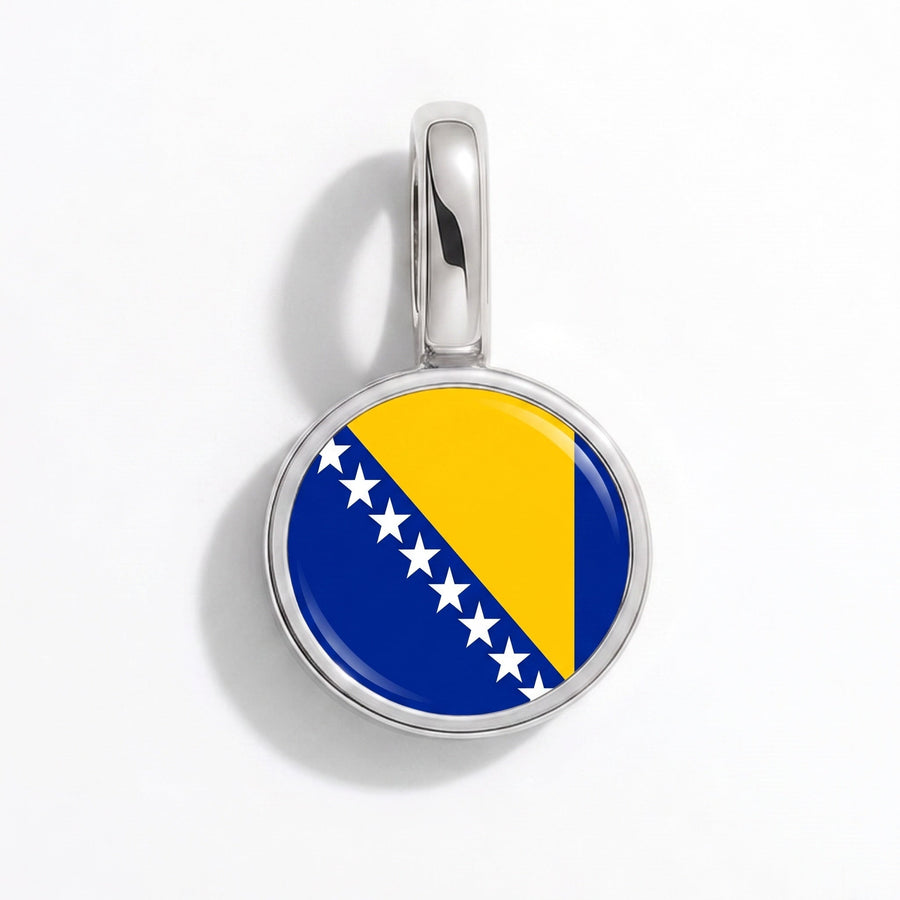 Charm - Flag Round – Silver