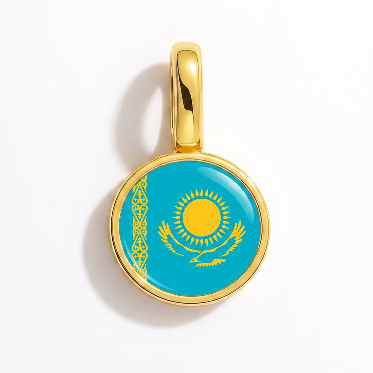 Charm - Flag Round – Gold
