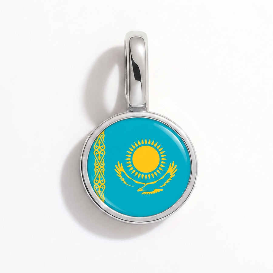 Charm - Flag Round – Silver
