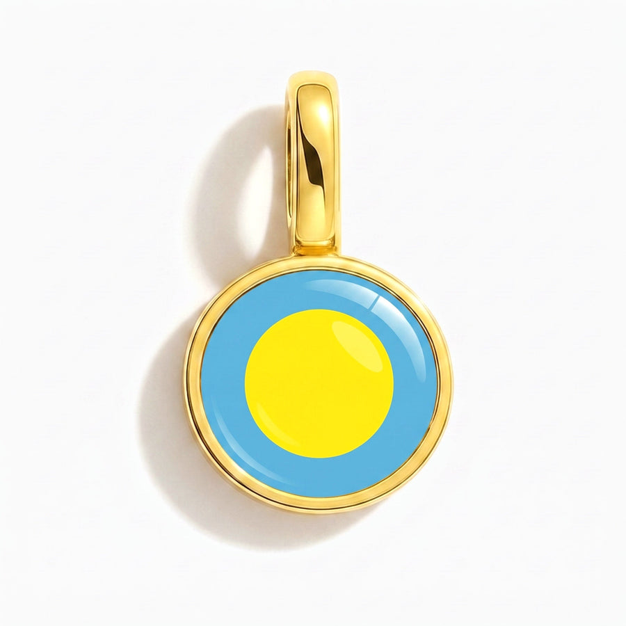 Charm - Flag Round – Gold