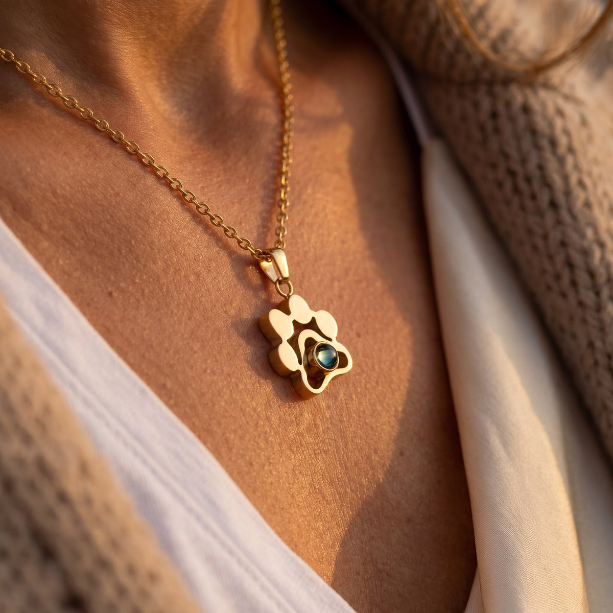 Personalized photo necklace - Paw