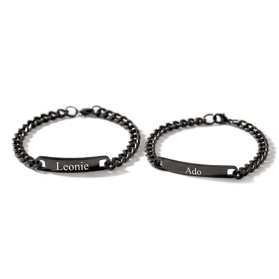 Partner bracelets with engraving