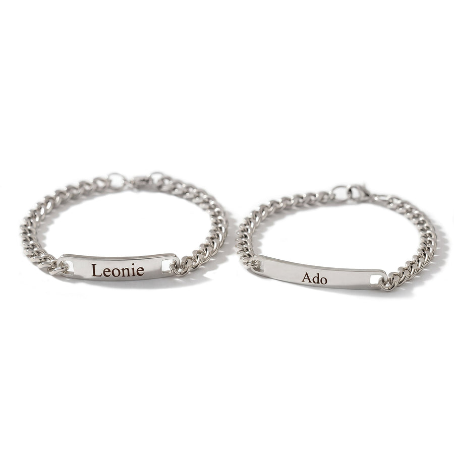 Partner bracelets with engraving