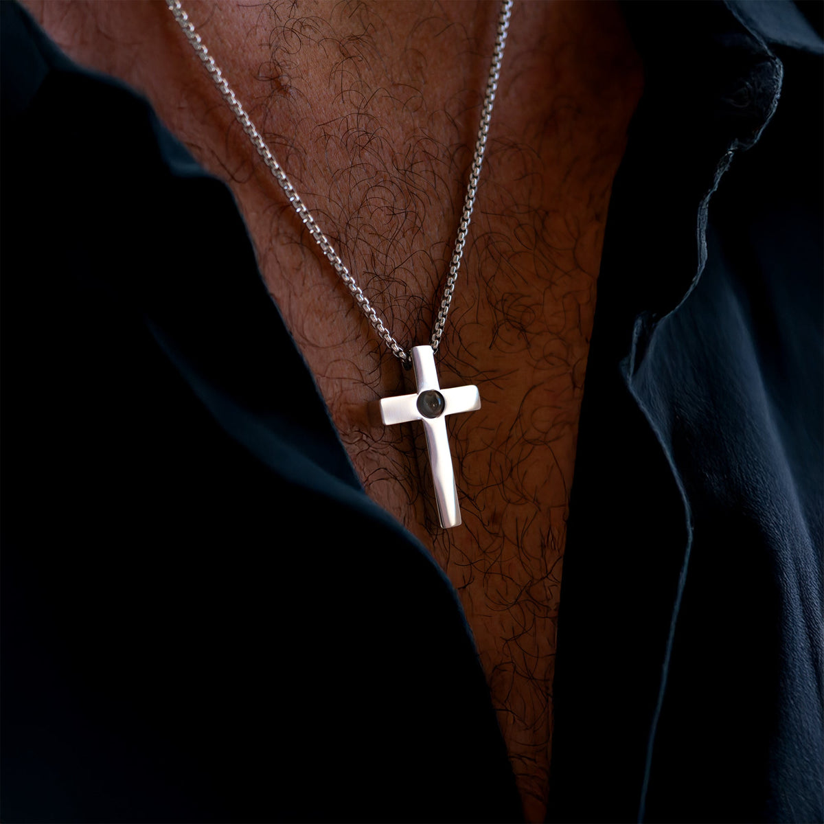 Personalized photo necklace - Cross