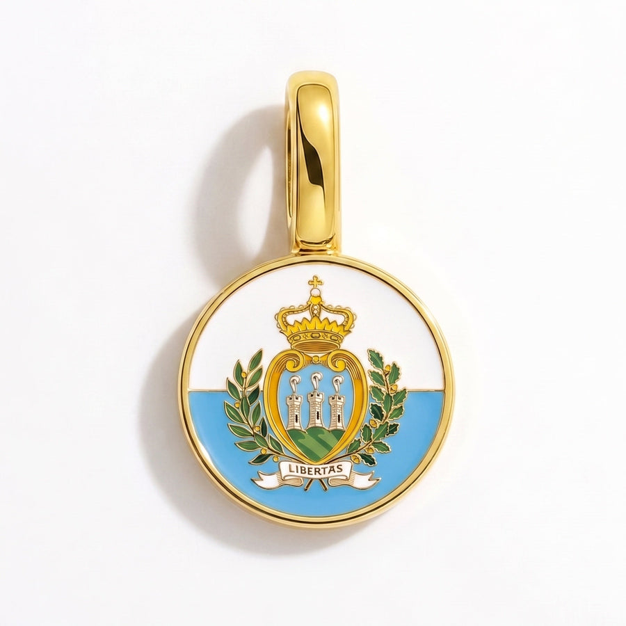 Charm - Flag Round – Gold