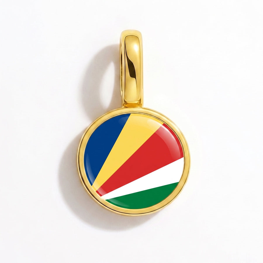 Charm - Flag Round – Gold