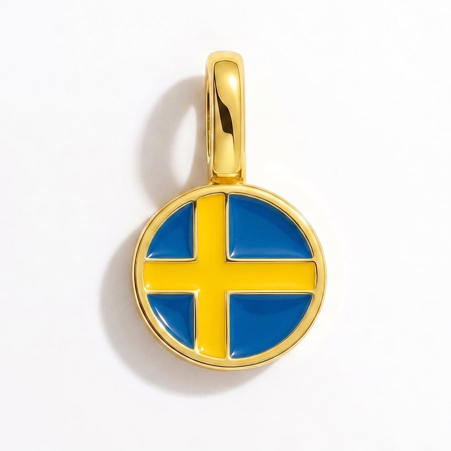 Charm - Flag Round – Gold