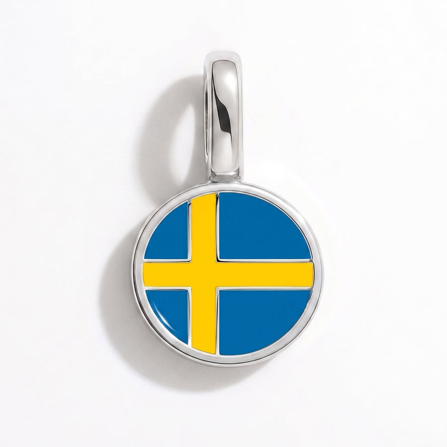 Charm - Flag Round – Silver
