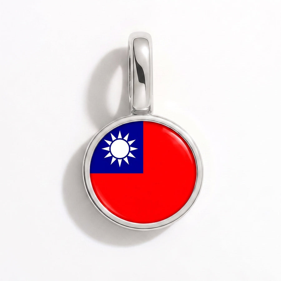 Charm - Flag Round – Silver