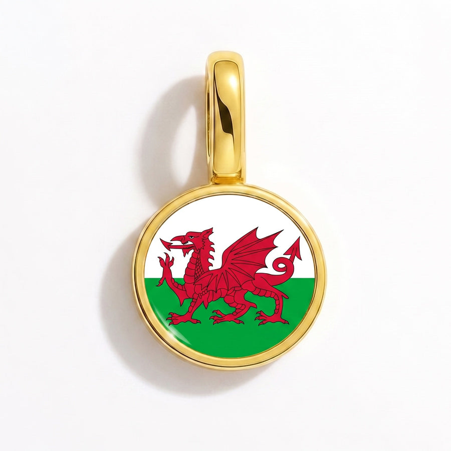 Charm - Flag Round – Gold